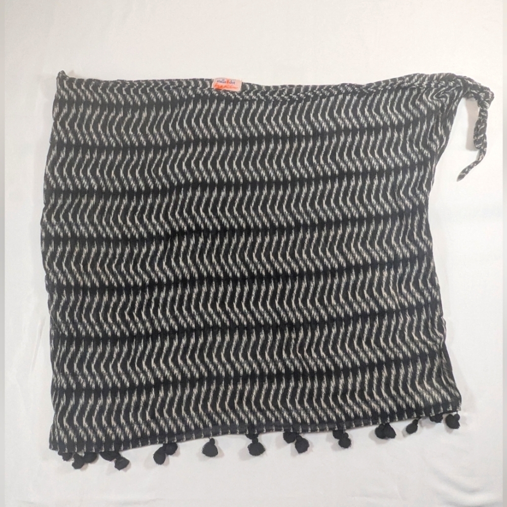 Stella Dot Black & White Patterned Sarong with Tassels Beach & Pool Cover Up Med